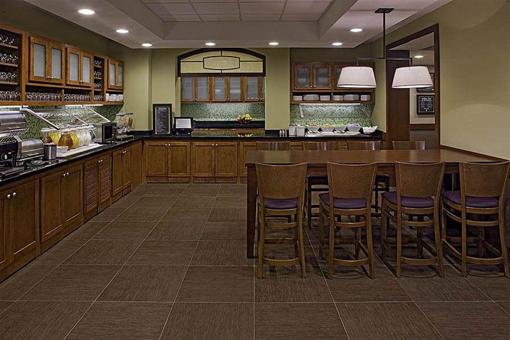 Hyatt Place Fort Worth / Cityview Restaurant bilde